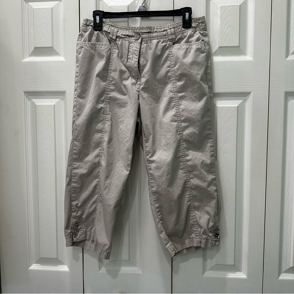 JM Collection Women's Gray Cargo Shorts